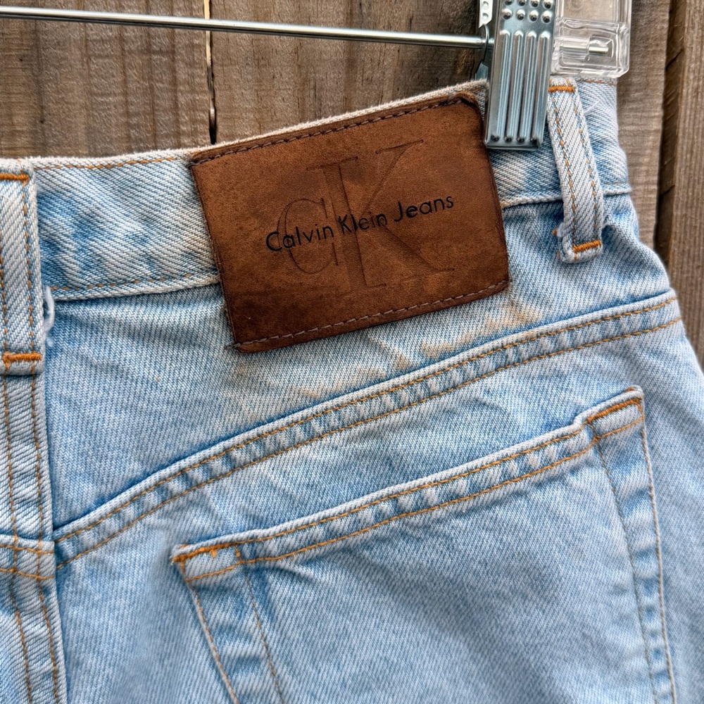 Vintage Calvin Klein Jeans Light Blue Jean Shorts Size 10 - Picture 9 of 11